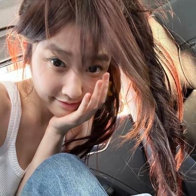 左边最后那栋房子