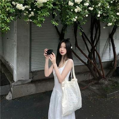 我将喜欢告诉了风